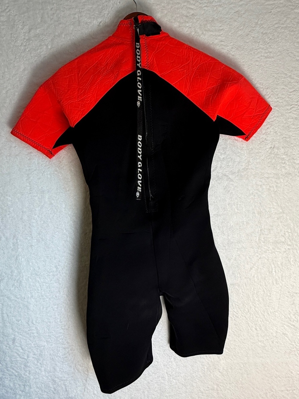 Body Glove Mens Medium Shorty Wetsuit Neon Orange Black Surf Swim Dive - Picture 2 of 9